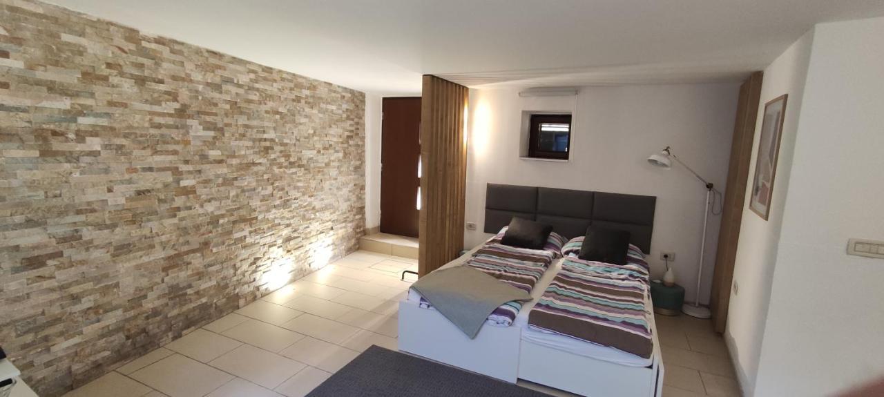 Apartma Erik